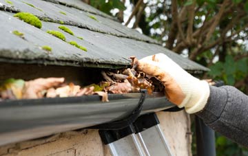 gutter cleaning Cefn Bychan